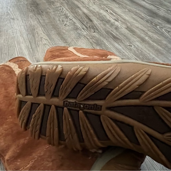 Patagonia Suede Waterproof Boots - Picture 6 of 8
